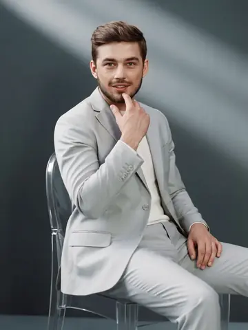 Чоловіча AI-фотосесія у стилі casual